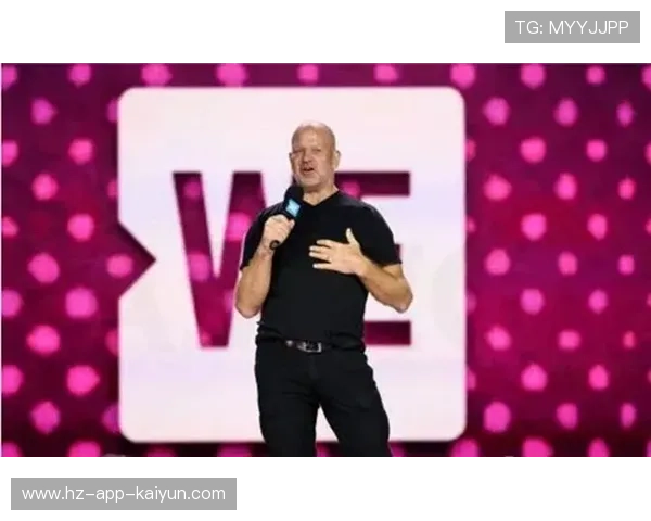 Oba Femi在即兴比赛中击败Kit Wilson,用Fall from Grace终结对手挑衅